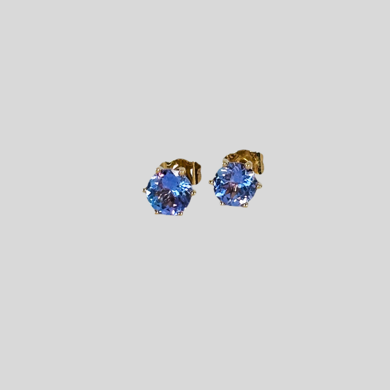 Gold Tanzanite stud earrings