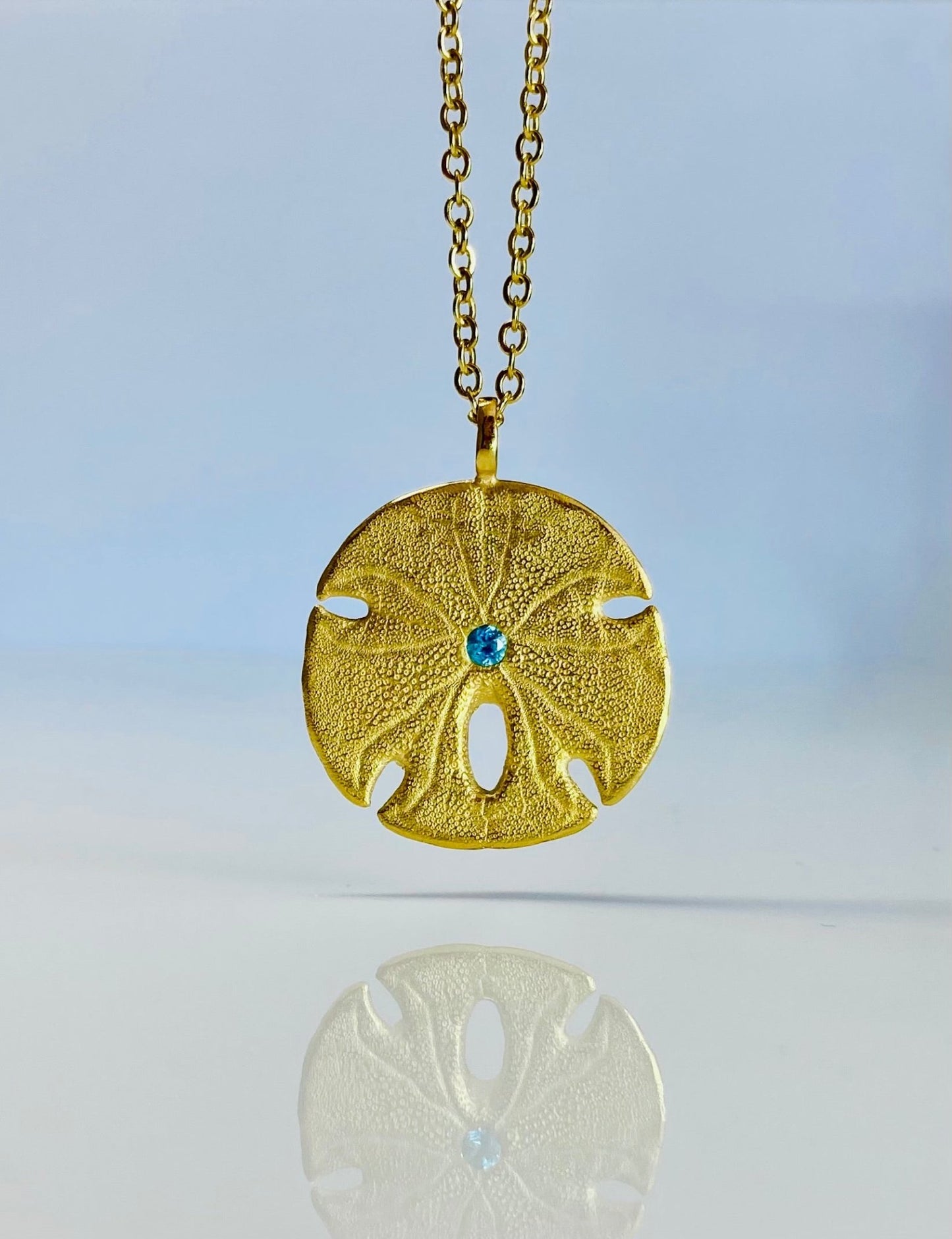 Sand Dollar 18ct Gold Vermeil Necklace - BKBLondon