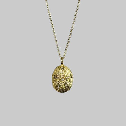 Sea biscuit diamonds necklace