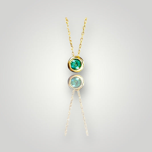 Emerald solitaire necklace - BKBLondon