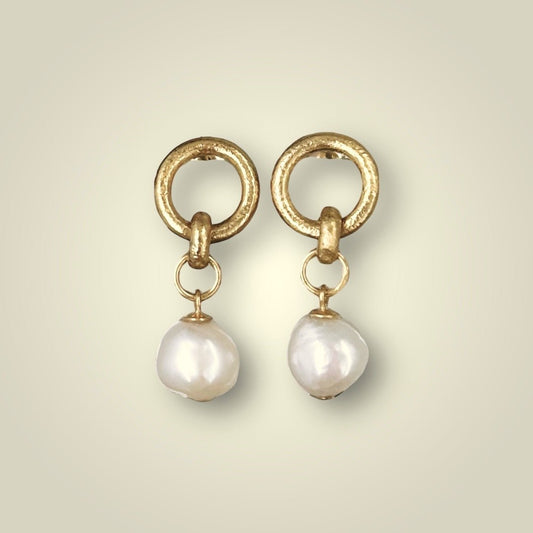 Linked pearls drop earrings - BKBLondon